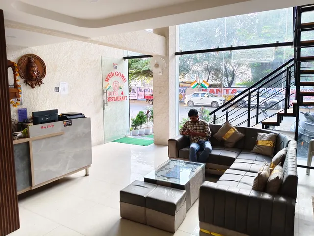 Hotel The Mayfair & Restaurant Mahalakshmi Nagar, Indore — photo 3