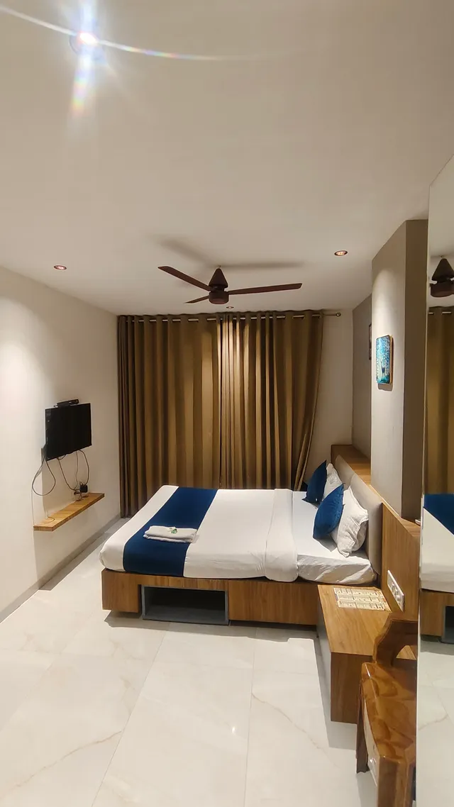 JMB Hotel Height Airport Road, Indore — photo 4