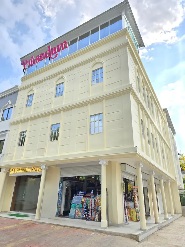 Hotel Vaikuntha Stays Bhanwarkuan, Bhanwarkuan, Indore