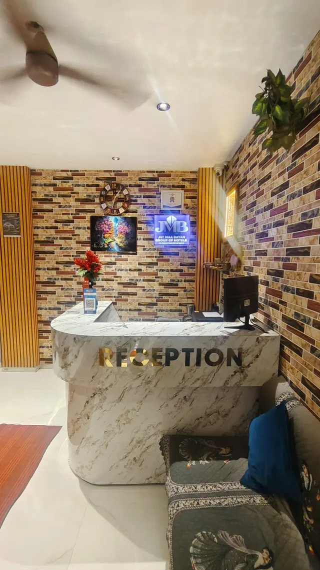 JMB Hotel Height Airport Road, Indore — photo 2