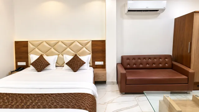 Hotel Shreedha Palace Prajapat Nagar, Indore — photo 3