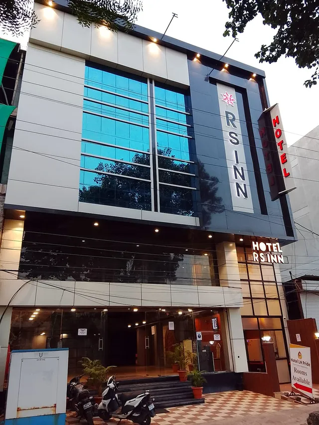 Hotel RS Inn Footi Kothi Road, Sudama Nagar, Indore