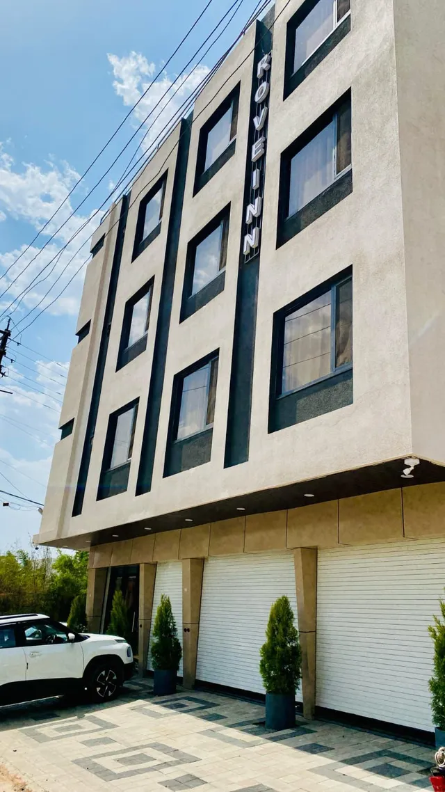 Hotel Rove Inn & Restaurant Nipania, Indore — photo 2