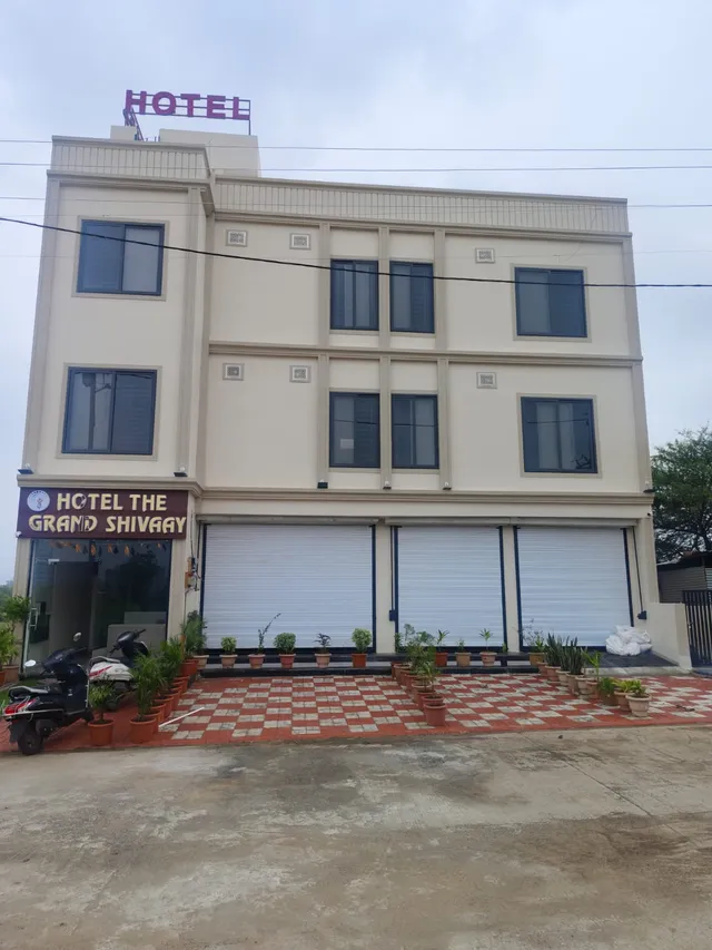 Hotel The Grand Shivaay Rajendra Nagar, Indore — photo 2