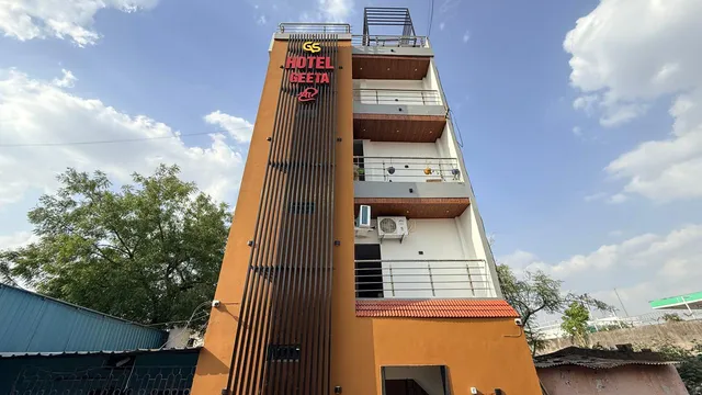 Hotel Geeta Shree Airport Road, Indore — photo 2
