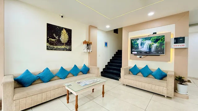 Hotel Kreston Heights Scheme No. 78 Vijay Nagar, Indore — photo 5